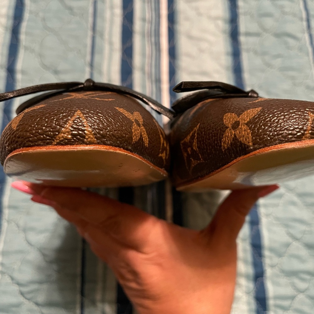 Louis vuitton shoes **Darling ballet flats. - Picture 9 of 10